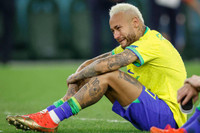 Neymar khóc như mưa sau thất bại cay đắng