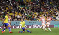 Neymar khóc như mưa sau thất bại cay đắng