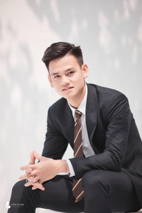 Ảnh cưới lãng mạn của Hồ Tấn Tài và hôn thê hơn 2 tuổi