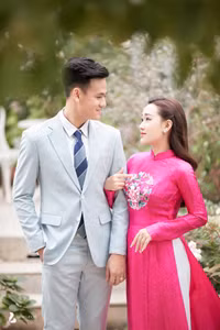 Ảnh cưới lãng mạn của Hồ Tấn Tài và hôn thê hơn 2 tuổi
