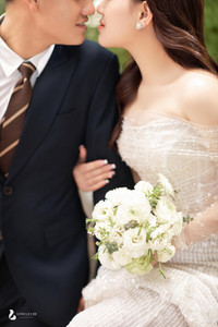 Ảnh cưới lãng mạn của Hồ Tấn Tài và hôn thê hơn 2 tuổi