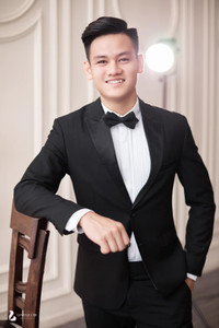 Ảnh cưới lãng mạn của Hồ Tấn Tài và hôn thê hơn 2 tuổi