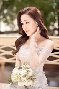 Ảnh cưới lãng mạn của Hồ Tấn Tài và hôn thê hơn 2 tuổi