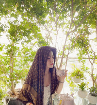 Đường cong nóng bỏng của bạn gái mới Quang Hải