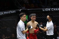 Những đòn đánh MMA hóc hiểm ở Lion Championship 2023
