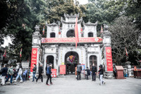 Hà Nội: Người dân thực hiện nghiêm biện pháp phòng dịch Covid-19 ngày mùng 1 Tết Tân Sửu 