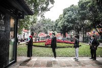 Hà Nội: Người dân thực hiện nghiêm biện pháp phòng dịch Covid-19 ngày mùng 1 Tết Tân Sửu 