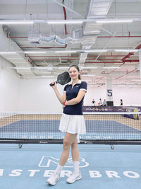 Hoa khôi bóng chuyền Thu Hoài và dàn sao thể thao mê Pickleball