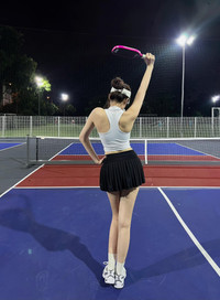 Hoa khôi bóng chuyền Thu Hoài và dàn sao thể thao mê Pickleball