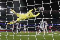 [ẢNH] Cán cột mốc chưa từng có, M.U đã chơi hay thế nào trước PSG?