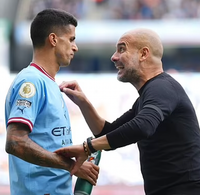 Những ngôi sao từng khoác áo cả Man City và Inter Milan