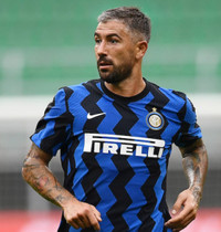 Những ngôi sao từng khoác áo cả Man City và Inter Milan