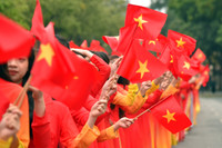 1000 phụ nữ diễu hành áo dài và xếp hình bản đồ Việt Nam tại phố đi bộ hồ Gươm 