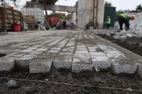 Sân khấu và khán đài ngoài trời lộ diện sau 8 tháng cải tạo hồ Hoàng Cầu