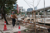 Sân khấu và khán đài ngoài trời lộ diện sau 8 tháng cải tạo hồ Hoàng Cầu