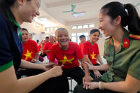 Công an Hà Nội xoa dịu nỗi đau chất độc da cam với nghĩa tình chạm vào trái tim