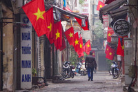 Cánh chim hòa bình tung cánh tuyệt đẹp trong sớm mùng 1 Tết Quý Mão giữa lòng Thủ đô