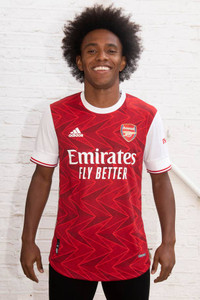 [ẢNH] Willian hớn hở ra mắt, háo hức với tương lai ở Arsenal
