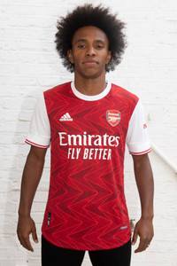 [ẢNH] Willian hớn hở ra mắt, háo hức với tương lai ở Arsenal