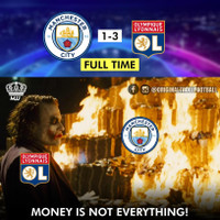 Ảnh chế: Man City là những anh công nhân vụng về