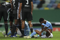 Ảnh chế: Man City là những anh công nhân vụng về