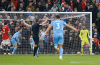 Toàn cảnh trận thua không thể bào chữa của M.U trước Man City