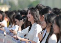 Nữ sinh có tên như Hoa hậu thu hút sự chú ý ở giải bóng đá THPT Hà Nội