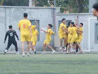 Hình ảnh loạt trận 15h30 ngày 6-11