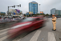 Tri ân liệt sỹ Công an Hà Nội, tặng quà các chốt giao thông cửa ngõ Thủ đô