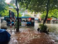 Hà Nội vẫn còn nhiều điểm ngập sâu cục bộ