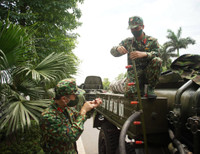 [Ảnh] Bộ Tư lệnh Thủ đô phun khử khuẩn Bệnh viện K cơ sở Tân Triều phòng Covid-19