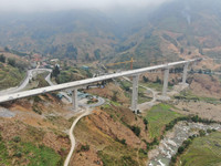 Cận cảnh cầu cạn Móng Sến có trụ cầu cao nhất Việt Nam