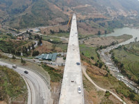 Cận cảnh cầu cạn Móng Sến có trụ cầu cao nhất Việt Nam