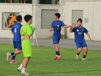 Chùm ảnh loạt trận 15h30 ngày 12-11