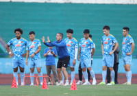 Xuân Son tươi rói, cần mẫn tập luyện cùng ĐT Việt Nam 