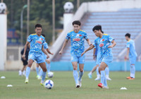 Xuân Son tươi rói, cần mẫn tập luyện cùng ĐT Việt Nam 