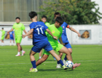 Chùm ảnh loạt trận 13h30 ngày 12-11