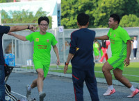 Chùm ảnh loạt trận 13h30 ngày 12-11