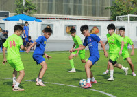 Chùm ảnh loạt trận 13h30 ngày 12-11