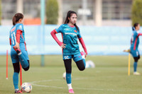 Nữ tuyển thủ Việt Nam đẹp ngất ngây cùng bikini