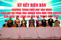 Ấn tượng hình ảnh thanh niên Công an Thủ đô rạng rỡ khi hiến máu phục vụ bệnh nhân ngày sát Tết