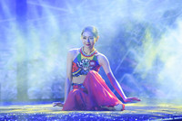 Tận mắt nữ sinh 