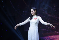 Tận mắt nữ sinh 