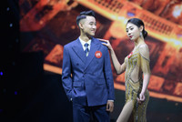 Tận mắt nữ sinh 