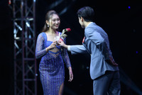 Tận mắt nữ sinh 