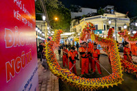 Xem phố đi bộ và ẩm thực Đảo Ngọc Ngũ Xã đẹp như tranh bên hồ Trúc Bạch 