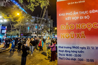 Xem phố đi bộ và ẩm thực Đảo Ngọc Ngũ Xã đẹp như tranh bên hồ Trúc Bạch 