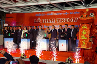 Xem phố đi bộ và ẩm thực Đảo Ngọc Ngũ Xã đẹp như tranh bên hồ Trúc Bạch 