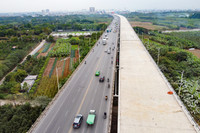 Công trường cầu Vĩnh Tuy giai đoạn 2 những ngày cuối năm 2022 