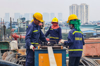 Công trường cầu Vĩnh Tuy giai đoạn 2 những ngày cuối năm 2022 